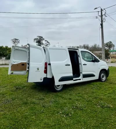 Sell Peugeot Partner 2020 - 13900 EUR, 63682 km - AUTO.MOTO.pt