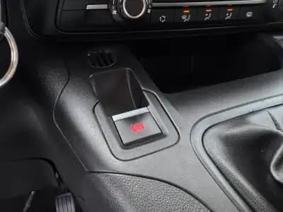 Vendo Peugeot Partner 2019 - 13990 EUR, 150000 km - AUTO.MOTO.pt