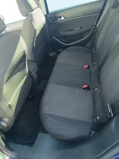 Sell Peugeot 308 2018 - 12900 EUR, 219000 km - AUTO.MOTO.pt