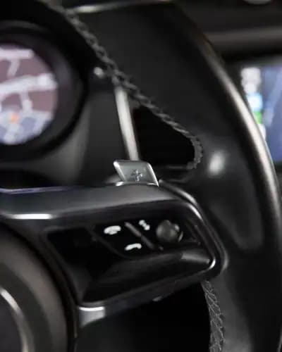 Vendo Porsche Macan 2017 - 47950 EUR, 116000 km - AUTO.MOTO.pt