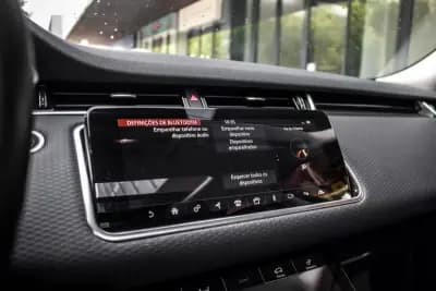 Vendo Land Rover Range Rover Evoque 2020 - 39900 EUR, 84922 km - AUTO.MOTO.pt