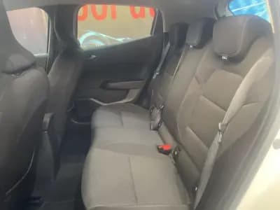 Vendo Renault Clio 2022 - 17899 EUR, 38000 km - AUTO.MOTO.pt