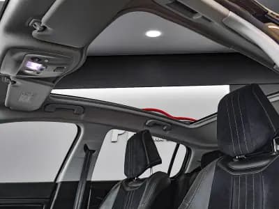 Vendo Peugeot 308 2018 - 12950 EUR, 134000 km - AUTO.MOTO.pt