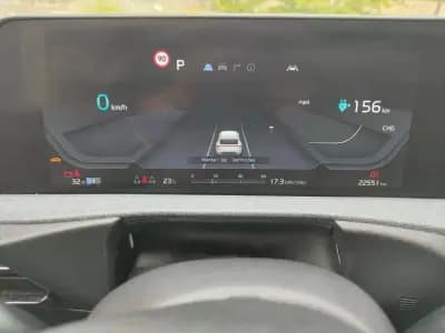 Vendo Kia EV6 2024 - 39490 EUR, 22680 km - AUTO.MOTO.pt