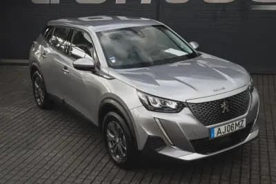 Sell Peugeot e-2008 2021 - 21750 EUR, 62670 km - AUTO.MOTO.pt