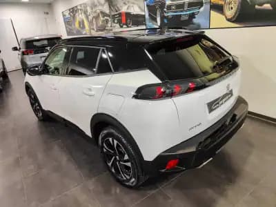 Sell Peugeot 2008 2020 - 15250 EUR, 85000 km - AUTO.MOTO.pt