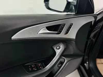 Vendo Audi A6 Avant 2011 - 14950 EUR, 197000 km - AUTO.MOTO.pt