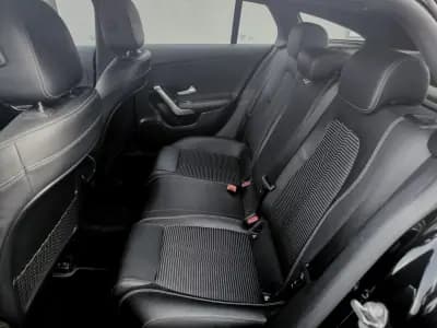 Vendo Mercedes-Benz CLA 180 2020 - 20950 EUR, 265000 km - AUTO.MOTO.pt