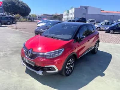 Sell Renault Captur 2019 - 19250 EUR, 86490 km - AUTO.MOTO.pt