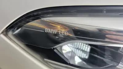 Vendo BMW 118 2018 - 22490 EUR, 92000 km - AUTO.MOTO.pt