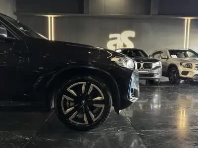 Vendo BMW iX3 2023 - 49990 EUR, 43700 km - AUTO.MOTO.pt