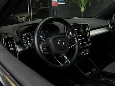 Sell Volvo XC 40 2022 - 29990 EUR, 75102 km - AUTO.MOTO.pt