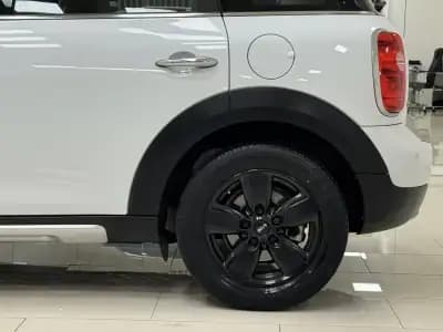 Vendo MINI Countryman 2015 - 13890 EUR, 149000 km - AUTO.MOTO.pt