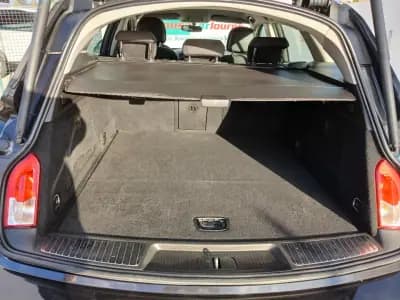 Sell Opel Insignia Sports Tourer 2011 - 7150 EUR, 176528 km - AUTO.MOTO.pt