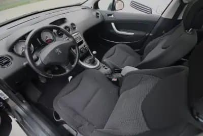 Vendo Peugeot 308 SW 2009 - 4990 EUR, 299000 km - AUTO.MOTO.pt