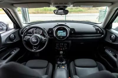 Vendo MINI Clubman 2016 - 16550 EUR, 129000 km - AUTO.MOTO.pt
