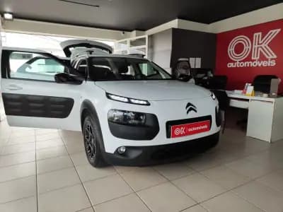 Vendo Citroën C4 Cactus 2018 - 9150 EUR, 106600 km - AUTO.MOTO.pt