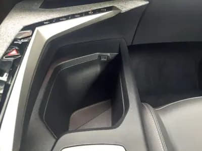 Sell Peugeot 3008 2025 - 36900 EUR, 17966 km - AUTO.MOTO.pt