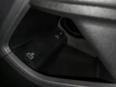 Sell MG ZS 2020 - 19250 EUR, 15000 km - AUTO.MOTO.pt