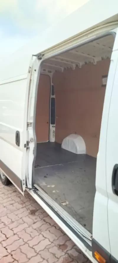 Sell Peugeot Boxer 2020 - 23950 EUR, 160000 km - AUTO.MOTO.pt