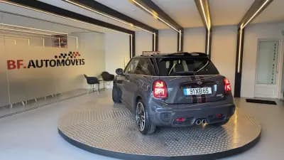 Vendo MINI 2019 - 24900 EUR, 114062 km - AUTO.MOTO.pt