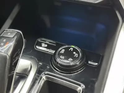 Vendo Peugeot 3008 2020 - 20100 EUR, 142000 km - AUTO.MOTO.pt