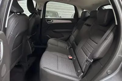 Sell Renault Arkana 2023 - 23450 EUR, 14050 km - AUTO.MOTO.pt