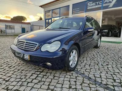Vendo Mercedes-Benz C 200 2001 - 5900 EUR, 211000 km - AUTO.MOTO.pt