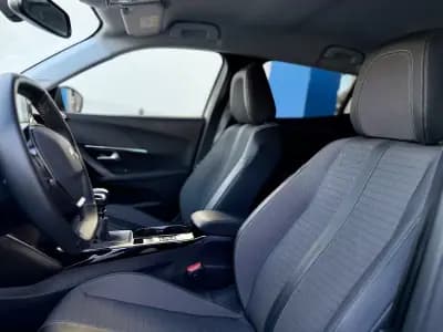 Sell Peugeot 2008 2021 - 18950 EUR, 63000 km - AUTO.MOTO.pt