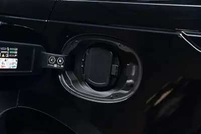 Vendo Land Rover Range Rover Velar 2021 - 52950 EUR, 67000 km - AUTO.MOTO.pt