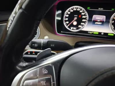 Sell Mercedes-Benz S 500 2015 - 49950 EUR, 179351 km - AUTO.MOTO.pt