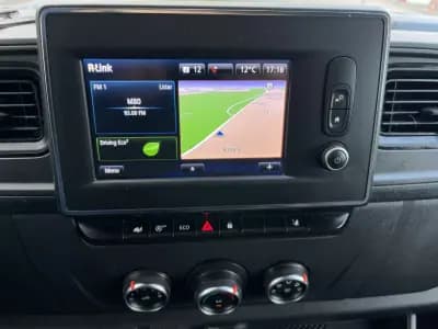 Vendo Renault Master 2021 - 21490 EUR, 245335 km - AUTO.MOTO.pt