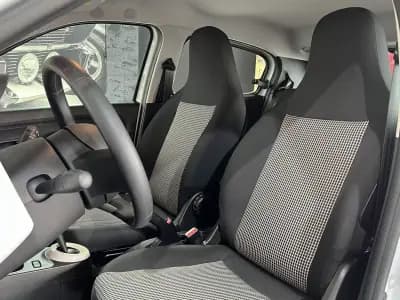 Vendo Renault Twingo 2022 - 13900 EUR, 6145 km - AUTO.MOTO.pt