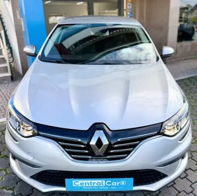 Sell Renault Mégane 2020 - 17950 EUR, 114000 km - AUTO.MOTO.pt