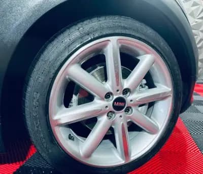 Vendo MINI 2014 - 16990 EUR, 120443 km - AUTO.MOTO.pt