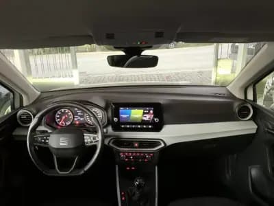 Sell SEAT Arona 2022 - 16950 EUR, 38563 km - AUTO.MOTO.pt