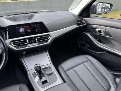 Sell BMW 318 2021 - 24900 EUR, 170000 km - AUTO.MOTO.pt