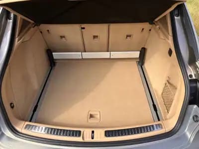 Vendo Porsche Macan 2016 - 42900 EUR, 145000 km - AUTO.MOTO.pt