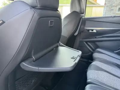 Vendo Peugeot 5008 2018 - 20500 EUR, 137000 km - AUTO.MOTO.pt