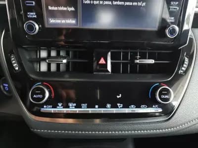 Sell Toyota Corolla 2021 - 21550 EUR, 73400 km - AUTO.MOTO.pt