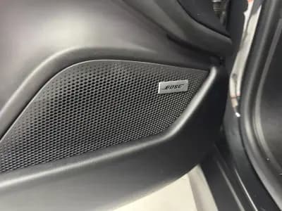 Sell Porsche Taycan 2021 - 63000 EUR, 95033 km - AUTO.MOTO.pt