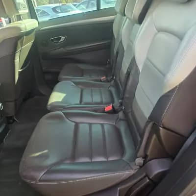 Vendo Renault Espace 2015 - 18950 EUR, 122067 km - AUTO.MOTO.pt