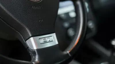 Vendo Volkswagen Golf 2008 - 8650 EUR, 199000 km - AUTO.MOTO.pt