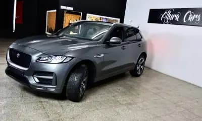 Sell Jaguar F-Pace 2018 - 33900 EUR, 70000 km - AUTO.MOTO.pt