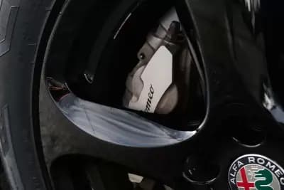 Vendo Alfa Romeo Stelvio 2019 - 29400 EUR, 89000 km - AUTO.MOTO.pt