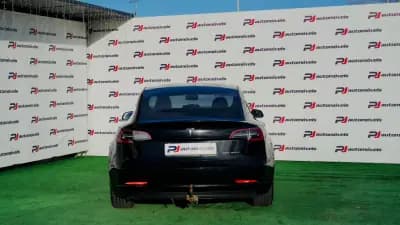 Vendo Tesla Model 3 2020 - 24500 EUR, 118368 km - AUTO.MOTO.pt