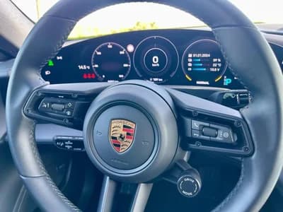 Sell Porsche Taycan Cross Turismo 2023 - 106480 EUR, 30000 km - AUTO.MOTO.pt