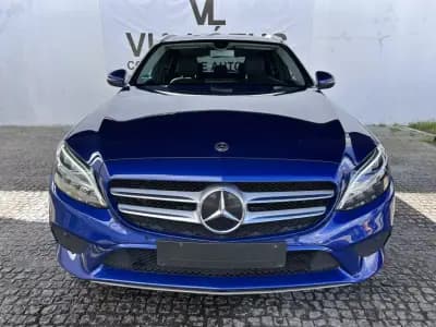 Vendo Mercedes-Benz C 300 2020 - 28499 EUR, 118000 km - AUTO.MOTO.pt