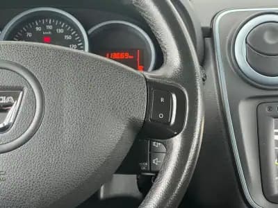 Sell Dacia Lodgy 2015 - 8950 EUR, 110000 km - AUTO.MOTO.pt