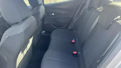 Vendo Peugeot 2008 2023 - 17900 EUR, 65000 km - AUTO.MOTO.pt